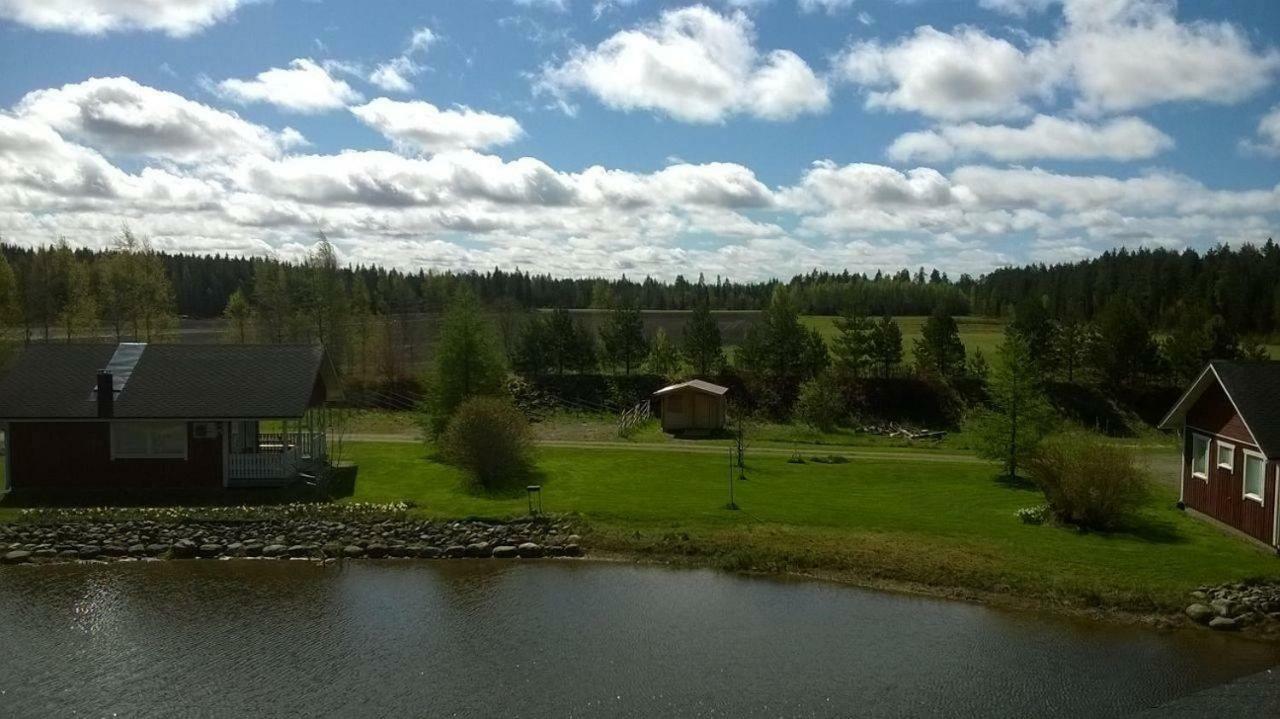 Hannunluhdan Lomamoekit Karijoki Exterior photo